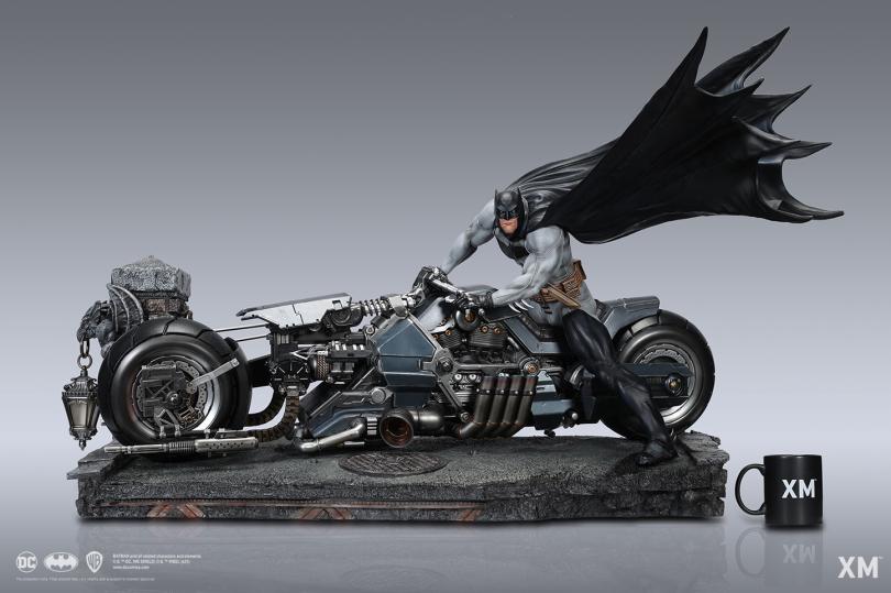 Batman: White Knight (Batcycle Edition) — 1:4 Scale Collectible