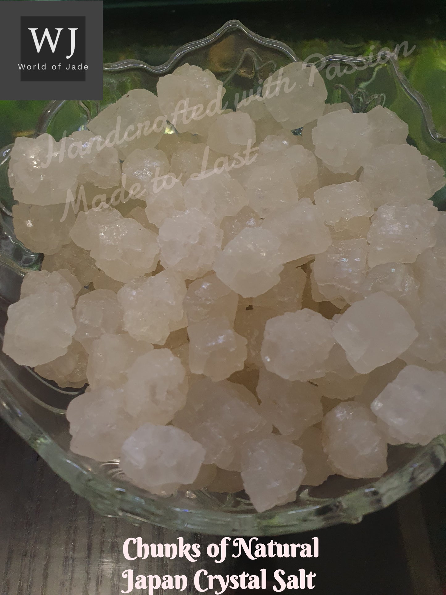 Japan Natural Crystal Salt Chunks with Exquisite Glassware