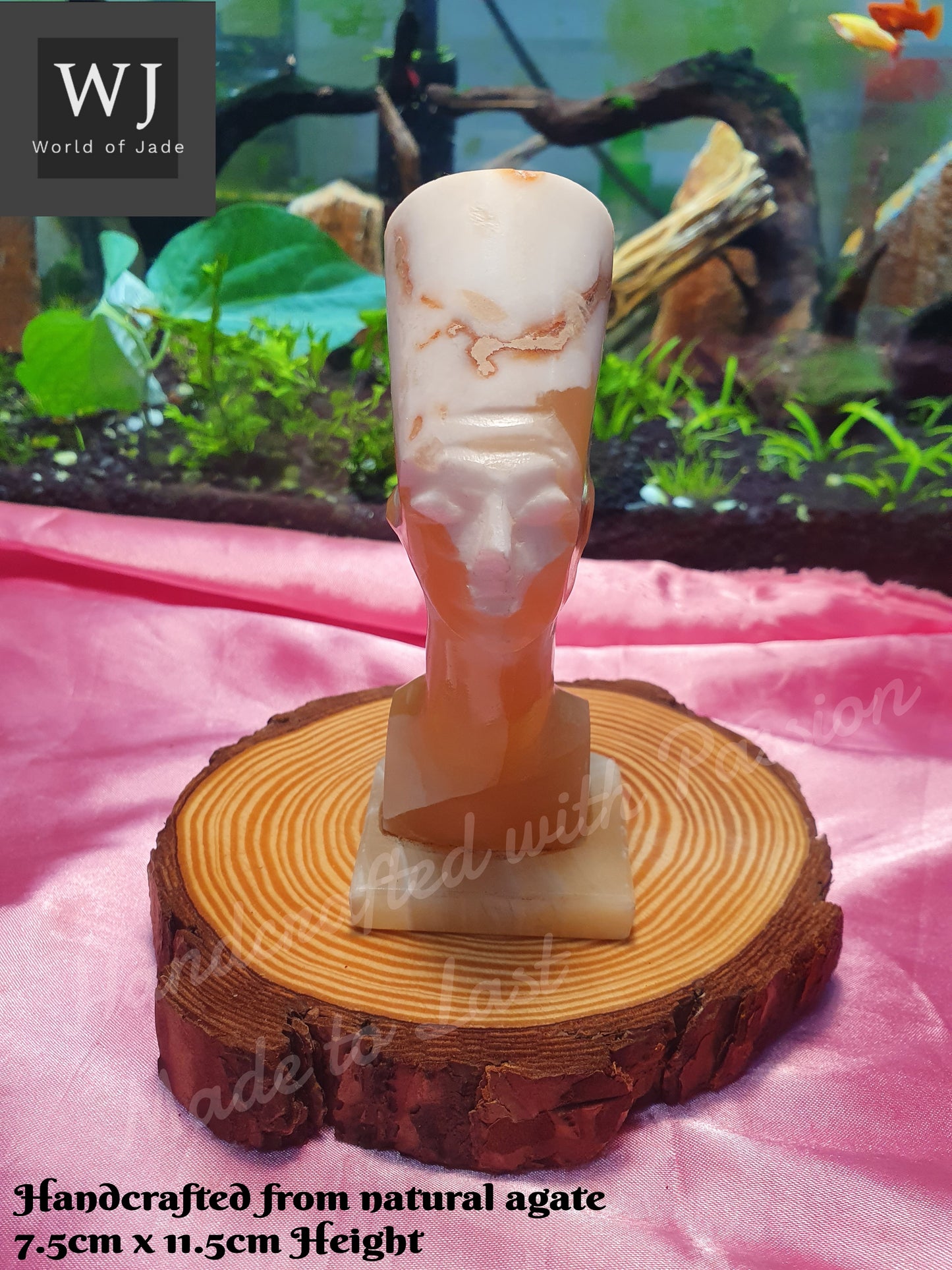 Queen Nefertiti Agate Sculpture 神秘女王娜芙提提玛瑙雕塑