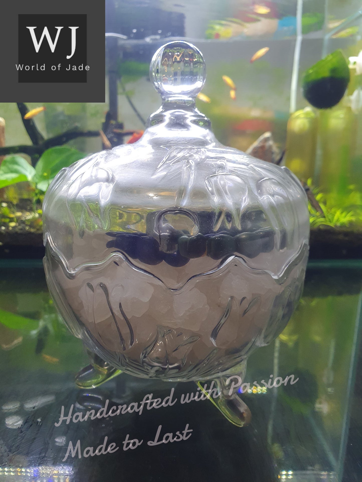 Japan Natural Crystal Salt Chunks with Exquisite Glassware