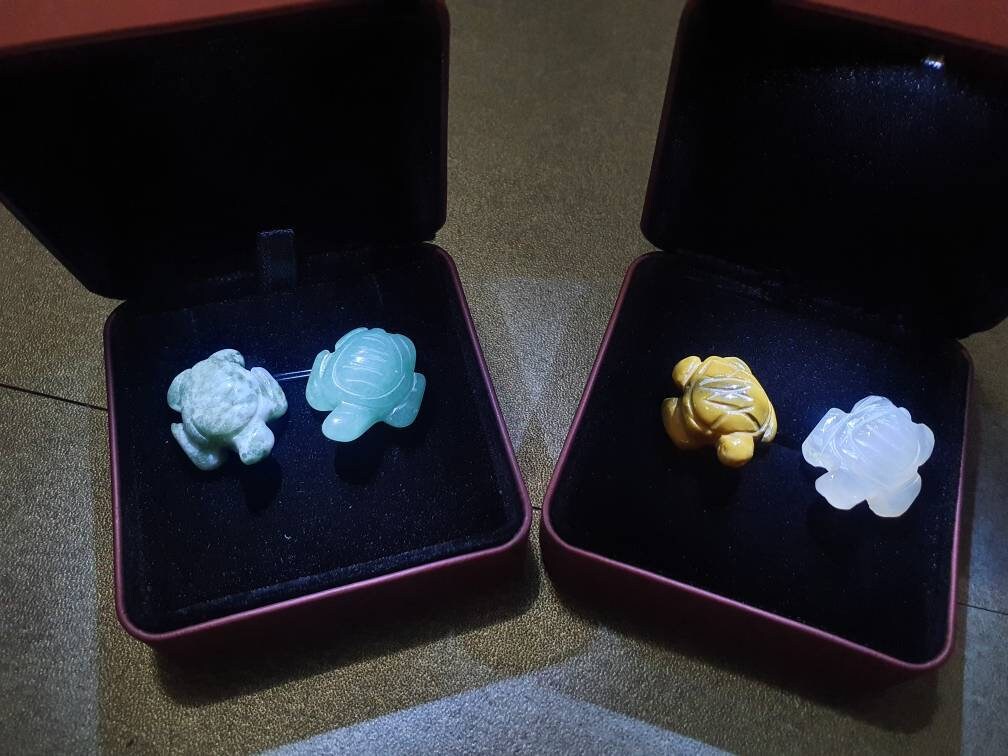 Cute Turtles handcrafted from different kinds of Natural Precious Stones and Crystals